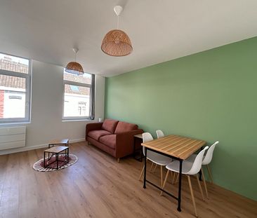 Location Appartement 1 pièce 24m² LAMBERSART 59130 - Photo 1