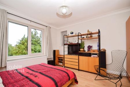 4 bedroom detached house to rent - Photo 5