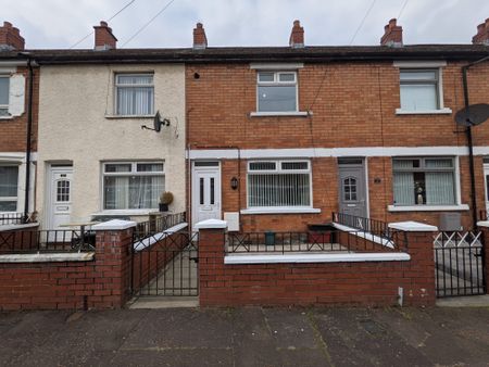 18 Empire Parade, Belfast, BT12 6GN - Photo 5