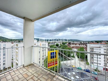 Apartment - Photo 2