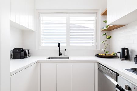 3/8 Eurobin Avenue, Manly NSW 2095 - Apartment For Rent | Domain - Photo 3