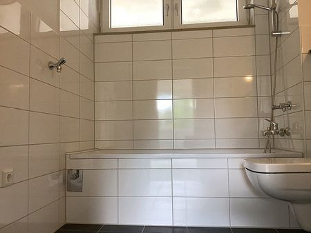 Schöner Wohnen: weitläufige 3-Zimmer-Wohnung - Foto 4