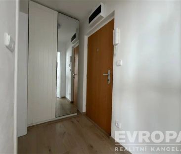 Pronájem bytu 1+kk, 27 m - Photo 4