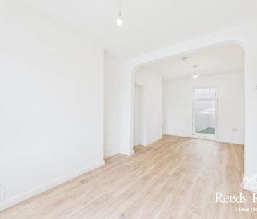 27 Belfast Road, Bangor, BT20 3PW - Photo 1