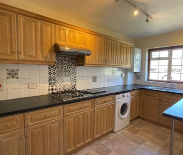 3 bedroom maisonette to rent - Photo 5