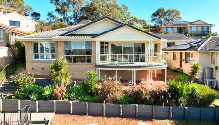 Modern Family Home in Peaceful Marmong Point Location - Photo 5