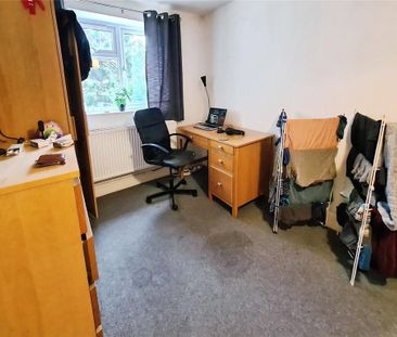 6 bedroom house to rent - Photo 4