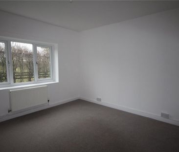 3 bedroom bungalow to rent - Photo 2