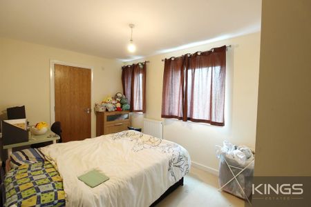 2 bedroom apartment to rent - Photo 3