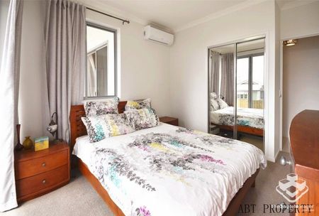 Come Home To Something Special At This Apartment. Unbeatable Location â Walk To Transport, Shops, Park And Bikeway - Photo 3