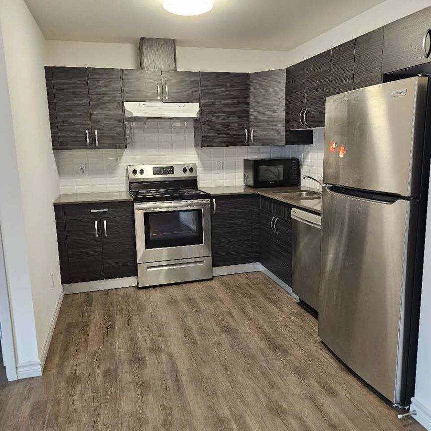 For Lease - 269 Sunview Street Unit# 307, Waterloo, Ontario - Photo 1