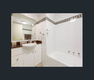 24/104 Miller Street, Pyrmont NSW 2009 - Apartment For Rent | Domain - Photo 4