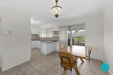 9 Naples Street, Wishart QLD 4122 - House For Rent | Domain - Photo 2
