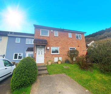 Telor Y Coed, Llanbradach - Photo 1