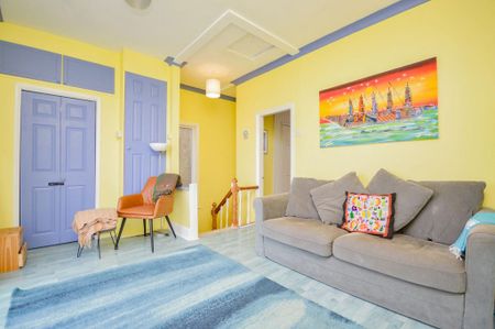 2 bedroom semi-detached house to rent - Photo 4