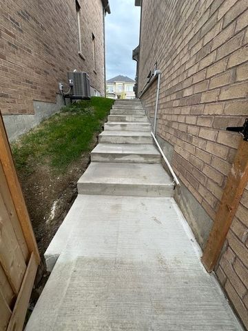 For Lease - 409 Seaview Heights, East Gwillimbury, Ontario - Photo 5