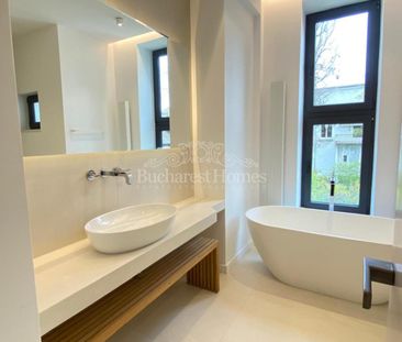 Beautifully Renovated Five-Bedroom House - Dorobanti - Fotografie 2