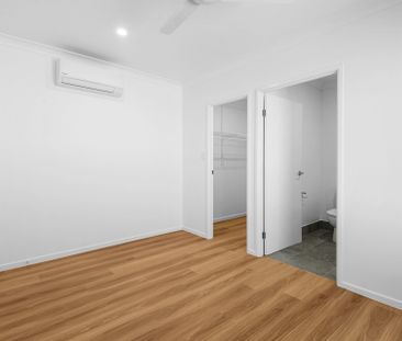 NEAR NEW - THREE BEDROOM, TWO BATHROOM! - Photo 2