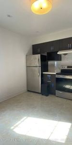 2 BED + 1 BATH HOME FOR RENT - Photo 3