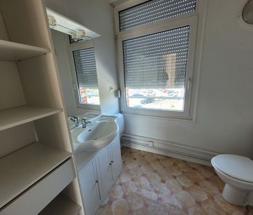 Location Appartement 2 pièces 42m² LENS 62300 - Photo 4