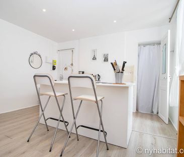 Logement à Paris, Location meublée - Photo 5