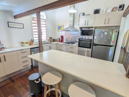 9 Martin Street, Freshwater QLD 4870 - House For Rent | Domain - Photo 2