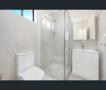 4a Sandlewood Close, Rouse Hill, NSW 2155 - Photo 5