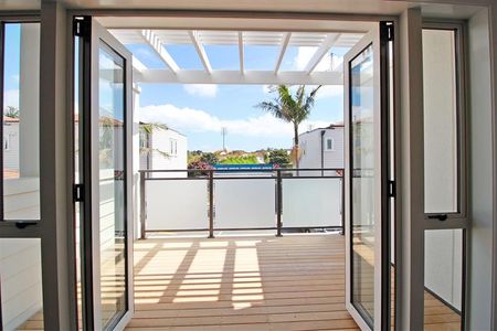 Unit 52, 218 Greenlane West Road, Epsom, Auckland - Photo 2