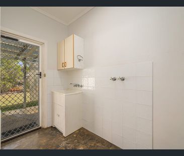 Comfortable Living in a Convenient Location - Photo 5