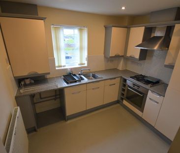 2 bedroom flat to rent - Photo 5