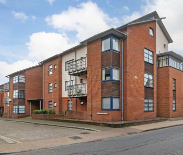 2 bedroom ground floor flat to rent - Photo 5