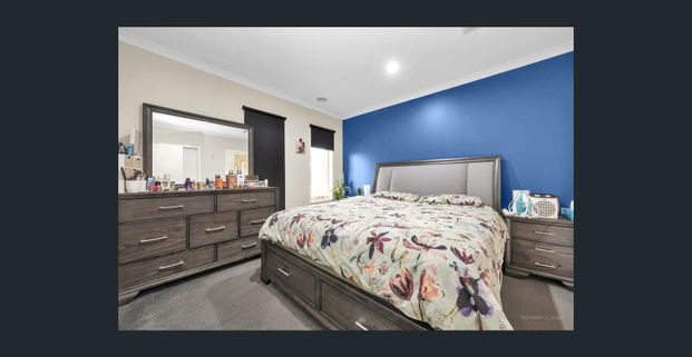 Modern Family Living in the Heart of Arcadia Estate! - Photo 1