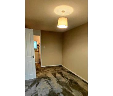 2 bed terraced house for rent in Livingston - Photo 4