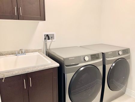 For Lease - 10 Oakmore Lane, Brampton, Ontario - Photo 4