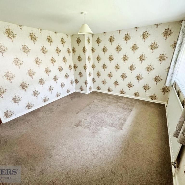 2 bedroom house to rent - Photo 1