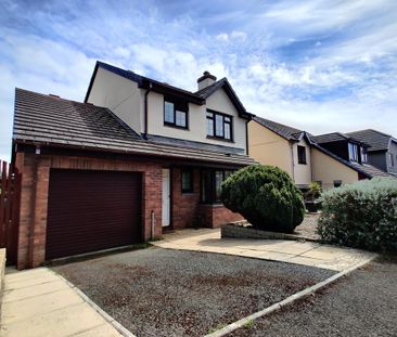 4 bedroom detached house to rent - Photo 3