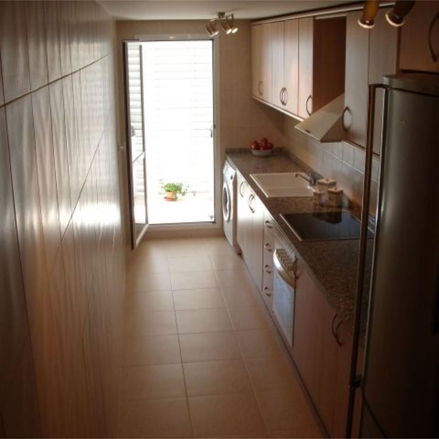 Piso de alquiler en Carrer Ponent, 3, Playa del Puig - Photo 1