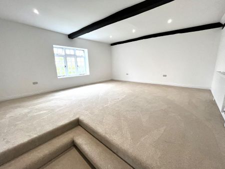 3 bedroom semi-detached house to rent - Photo 2