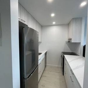 1 Bd 1 Bath apartment available for rent - Photo 2