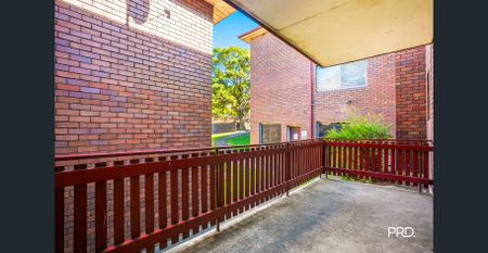 Stylish, Bright & Brand New Inside – Move Straight In! - Photo 5