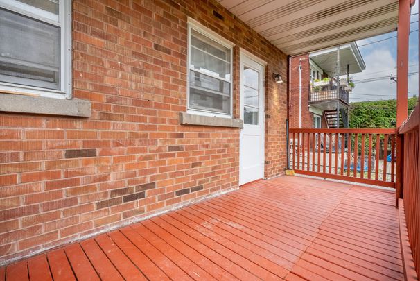 For Lease - 2495 Falcon Avenue, Billings Bridge - Riverside Park and Area, Ontario - Photo 1