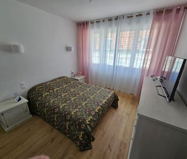 Location Maison 5 pièces 101m² HENIN BEAUMONT 62110 - Photo 5