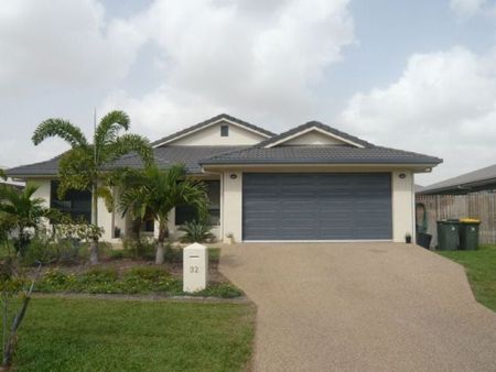 32 Daintree Drive, Bushland Beach - Photo 3