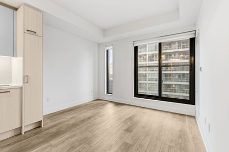 For Lease - 20 Soudan Avenue Unit# 2210, Toronto, Ontario - Photo 3