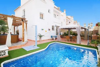 3 room luxury House for rent in Nerja, Spain