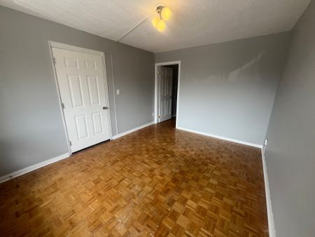 For Lease - 222 Mortimer Avenue Unit# Main, Toronto, Ontario - Photo 3