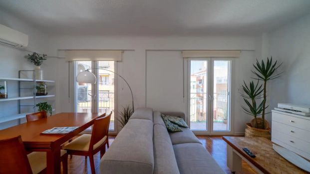 Apartamento de alquiler en Avenida de Aguilera, Benalúa - Photo 1