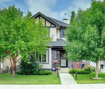 Detached house with double garage at 6 Cranberry Place SE Calgary | 6 Cranberry Place Southeast, Calgary - Photo 1