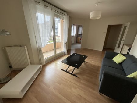 Location Appartement 2 pièces 48m² BOURGES 18000 - Photo 2