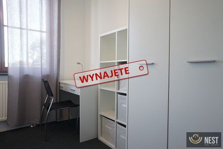 Trzypokojowe mieszkanie na Starym Mieście ! - Zdjęcie 5